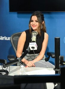        sel281019BZNimage106.jpg
