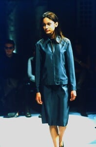 791742344_philosophy-di-alberta-ferretti-ss-1998(8).thumb.jpg.45a7b9a44c561ac874ff0399dba4065a.jpg