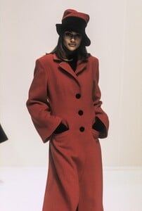 831678227_EnricoCoveri1994WomenRTW48.thumb.jpg.7b98810b59ccf3835bda0a5dbd7ebfe3.jpg