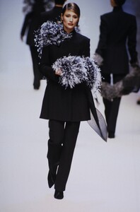 960379083_herve-leger-fw-1996(6).thumb.jpg.fbf5484cdfe238c4423b83e7e778e6fb.jpg