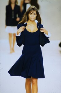 967062718_bill-blass-spring-1996(9).thumb.jpg.fd01ce7d2321f957c3f025731ea4a0ec.jpg