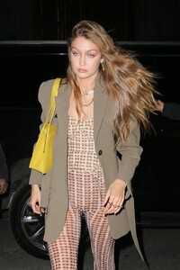        gig111019BZNimage17.jpg