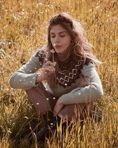 Andreas-Ortner-Oui-Fashion-Elisa-Sednaoui-20-819x1024.jpg