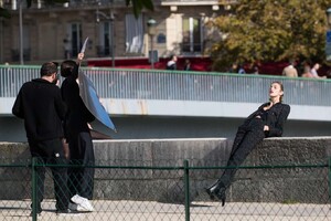 Anja-Rubik---On-a-Photoshoot-for-Vogue-Magazine-12.jpg