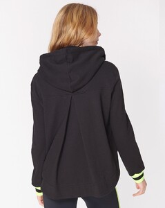 CBA19050001_Black_PRODUCT_04.jpg
