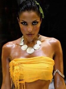 Carolina_MarconiSet212.jpg