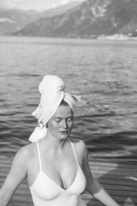 FortnightSwim-1864.thumb.jpg.826ecc768c3938d27294cff869c54712.jpg