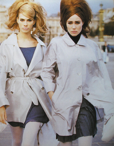 Hanson_Vogue_Italia_January_1991_06.thumb.png.73a79191ff41d0e44b7d97935c07d0e3.png