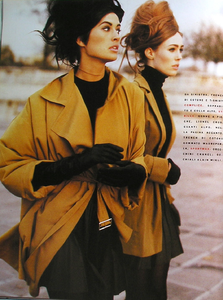 Hanson_Vogue_Italia_January_1991_09.thumb.png.72b5b2a3d9b9d3467f4fbd9dcb8e532a.png