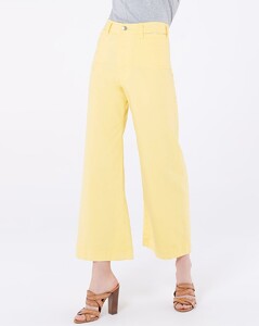 J4470287_Yellow_PRODUCT_01.jpg