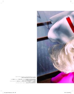 LOfficielSG_6_March2008_LInfirmiereDeLaMode_21.jpg