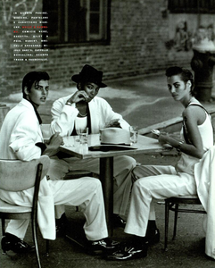 Lindbergh_Vogue_Italia_February_1991_10.thumb.png.0bebe2f0fcf85f328c370c217836a677.png