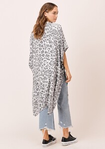 Lovestitch-Leopard-Kimono-Grey-6_2048x2048.jpg