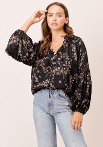 Lovestitch_Floral_Peasant_Blouse_3_31c92f3a_4c01_4e03_b274_caebe1df7995_2048x2048.jpg