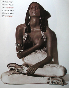 Meisel_Vogue_Italia_January_1991_08.thumb.png.dadd5ffa4492c86129af4ab80404f0ad.png