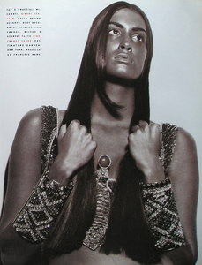 Meisel_Vogue_Italia_January_1991_14.thumb.png.344687c0a62a235e106247f5c009d954.png