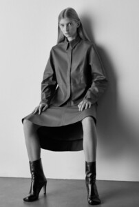 Memet-Erol-Marie-Claire-Leonie-Pleuse-4-690x1024.jpg