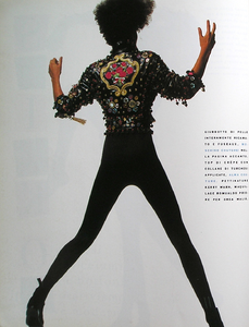 Stick_On_Watson_Vogue_Italia_January_1991_03.thumb.png.d3d9ba1807cfb9dbf4d133c401f0fce9.png
