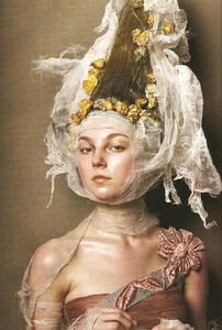 VogueITSuppl_March2005_Couture_005.JPG