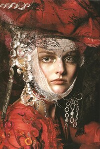 VogueITSuppl_March2005_Couture_009.JPG