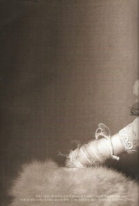 VogueITSuppl_March2005_Couture_019.JPG