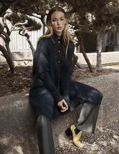 acne-studios-fallwinter-collection-for-women-available-in-our-ste-foy-montreal-ottawa-mississauga-edmonton-and-west-vancouver-stores.thumb.jpeg.c1e579a7fc424f88c2bea329018900aa.jpeg