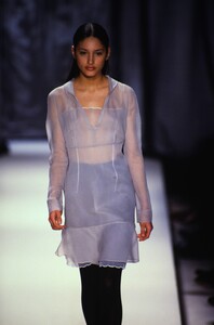 alberta-ferretti-fw-1997-1.thumb.jpg.9915fa4cfebf7e22db3b99a40ce074f8.jpg