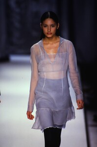 alberta-ferretti-fw-1997-3.thumb.jpg.9421ee8ffdba03ca3429745ee2b15c30.jpg