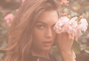 amberleyvalentine3.jpg