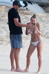 caroline-wozniacki-slips-into-a-white-bikini-while-enjoying-a-beach-day-with-husband-david-lee-in-barbados-281019_18.jpg
