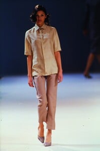 cerruti-ss-1998.thumb.jpg.8a2a86d1306335cf7aebd80ddcf94cbb.jpg