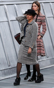 chanel-6382.jpg