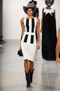 chiara-boni-s20-13.thumb.jpg.d3f29f3148bfce5a33443284fc8a625c.jpg