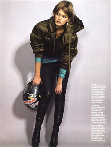 fc_MarieClaireUK-Dec2003_Jenny-Nielsen-09_phDavid-Oldham.jpg