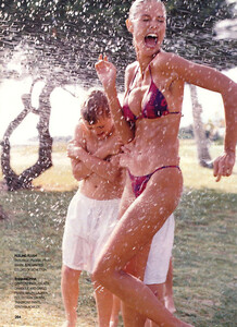 gopinkaboutit_bwhk06.jpg