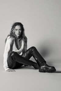 img-12.thumb.jpg.e9c876d95db2d7221fd5cd57fdbdb350.jpg