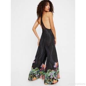 intimately-to-the-sky-jumpsuit-at-free-people-clothing-boutique-5nnymfmy--31774-500x500_0.jpg