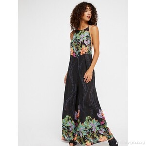 intimately-to-the-sky-jumpsuit-at-free-people-clothing-boutique-5nnymfmy-2780-500x500_0.jpg