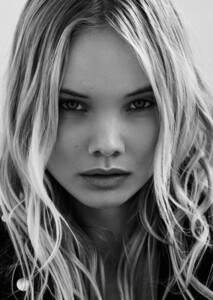 large-1540299245-386f67e4eb5062f668c93a0b5c17b6e6.thumb.jpg.6aaa7a7082511d63ebbd587de02ed1df.jpg