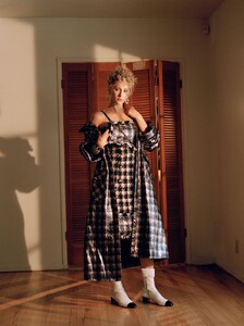 lili-reinhart-wonderland-magazine-autumn-2019-photos-0.jpg