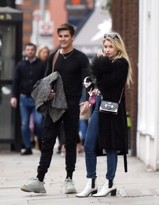 lottie-moss-and-sam-prince-out-in-chelsea-10-10-2019-8.jpg
