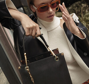 marni-fallwinter-2019-2020-collection-for-women-2.thumb.jpeg.9a90fe0ab95b18a08320d9089b9dae12.jpeg
