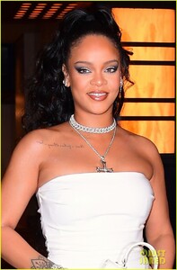 rihanna-goes-glam-for-miyake-mugler-porcelain-ball-02.jpg