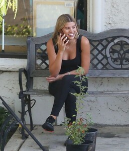 sofia-richie-stocking-up-on-art-supplies-at-graphaids-in-calabasas-10-15-2019-1.jpg