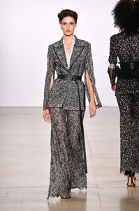taoray-wang-rtw-spring-2020-036.thumb.jpg.badcd24d9088e101d8bd5bb2d698d879.jpg