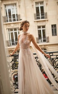 v-Gabriella12.thumb.jpg.1220845017db592eeddc99f2a0b0fd4a.jpg