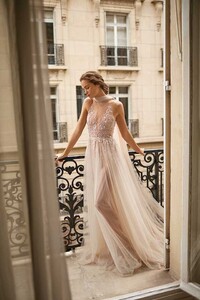 v-Gabriella14.thumb.jpg.241a8313d545adb202f0ae1d10b9598a.jpg