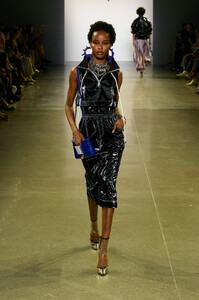 victoria-hayes-s2020-18.thumb.jpg.db1cfcf0c14fb2dfd35738490123104e.jpg
