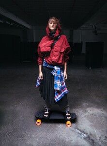vogue-november-2019-kaia-08.thumb.jpg.0aded3d958fa5c3fb4db8d0cb3171565.jpg