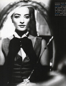 von_Unwerth_Vogue_Italia_January_1991_03.thumb.jpg.4b69f43f5c1d00550099c0f4f63b4206.jpg